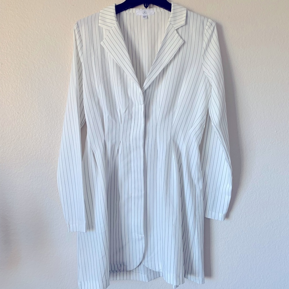 Missguided - Black and White Striped Blazer